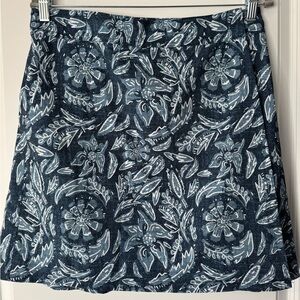 Ripskirt Hawaii Blue and White Floral Skirt